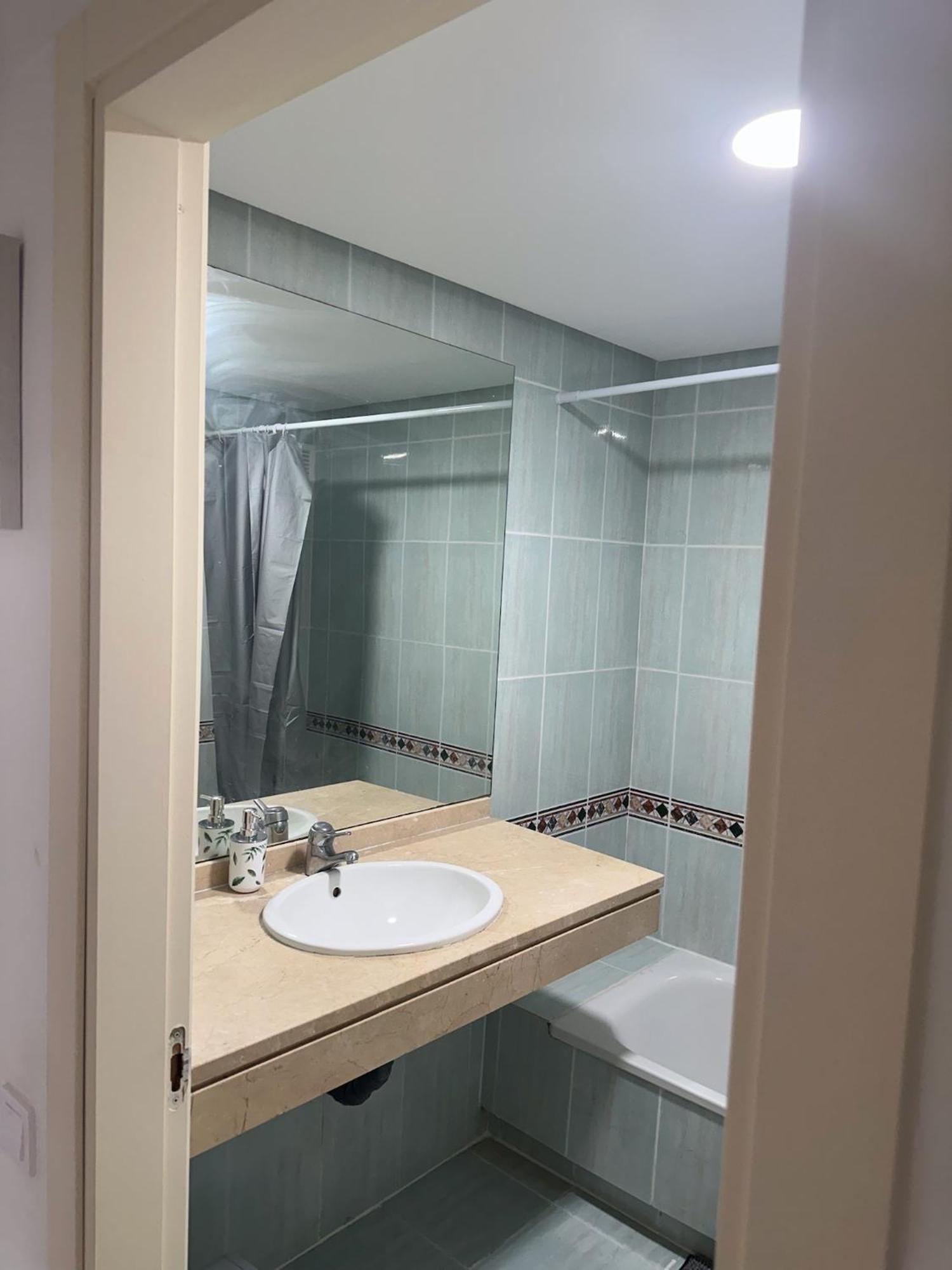 Torremolinos Habitaciones Privada En Apartamentos Compartidos Ngoại thất bức ảnh