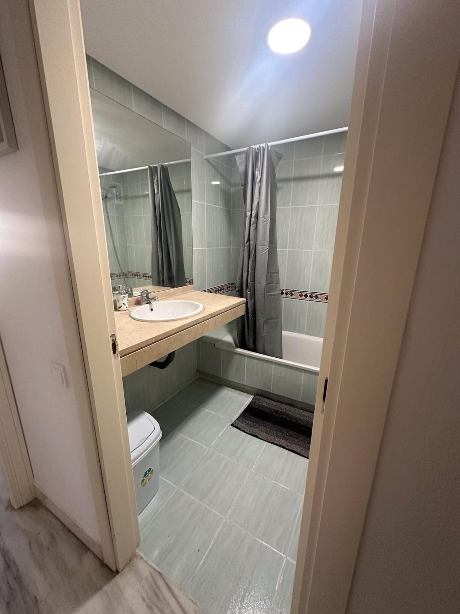 Torremolinos Habitaciones Privada En Apartamentos Compartidos Ngoại thất bức ảnh