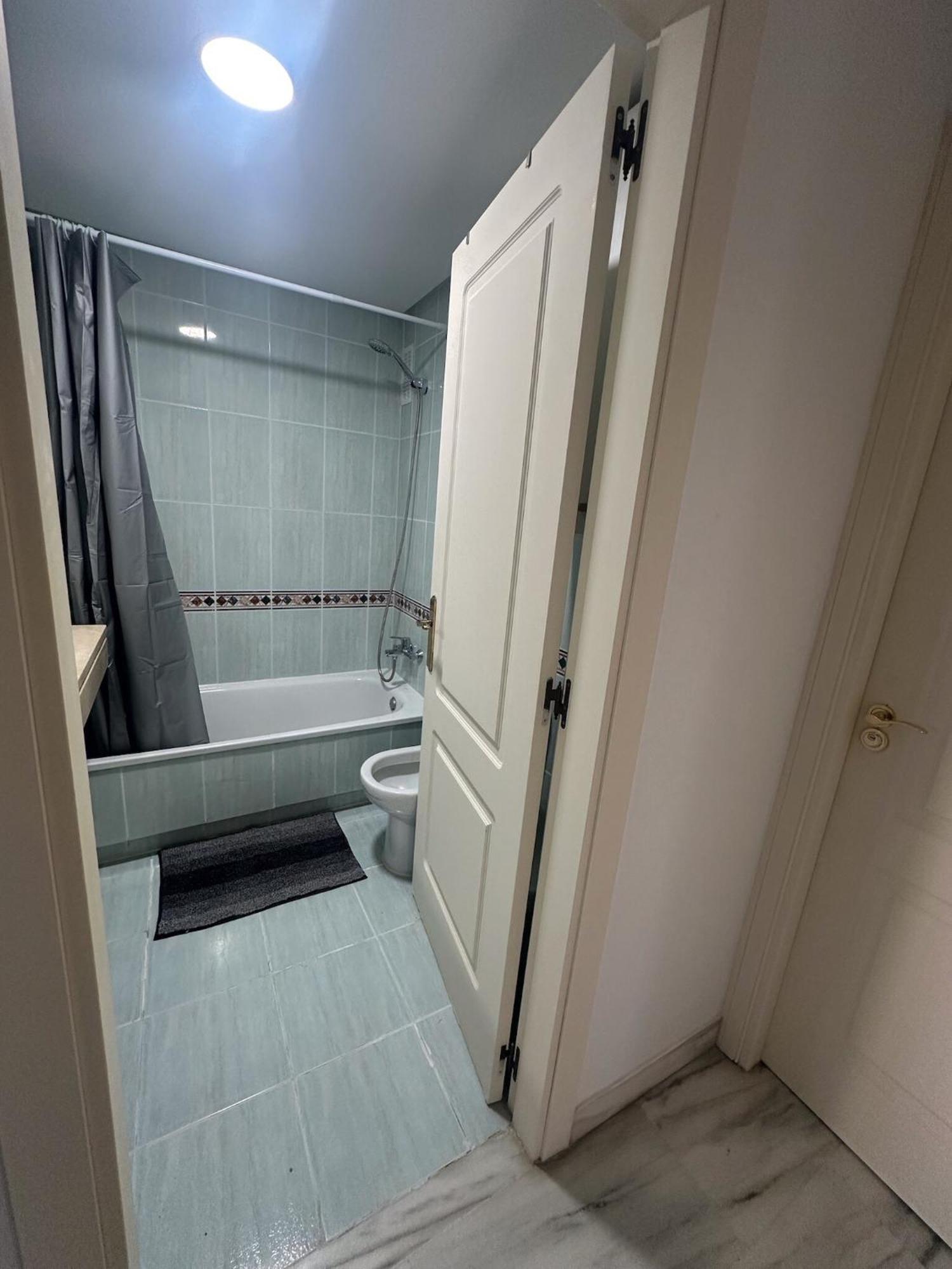 Torremolinos Habitaciones Privada En Apartamentos Compartidos Ngoại thất bức ảnh