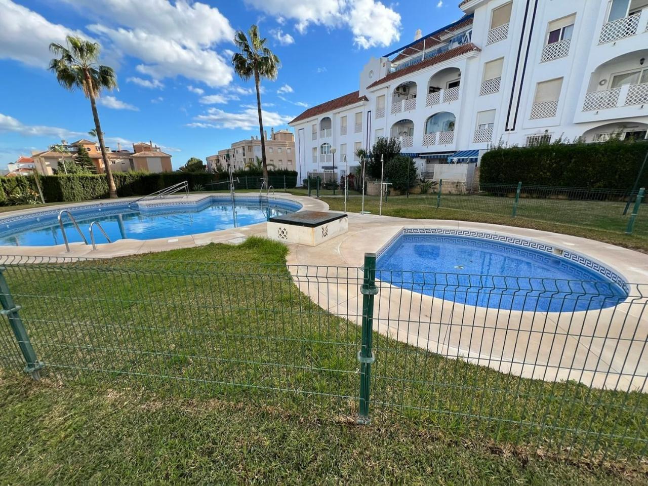 Torremolinos Habitaciones Privada En Apartamentos Compartidos Ngoại thất bức ảnh
