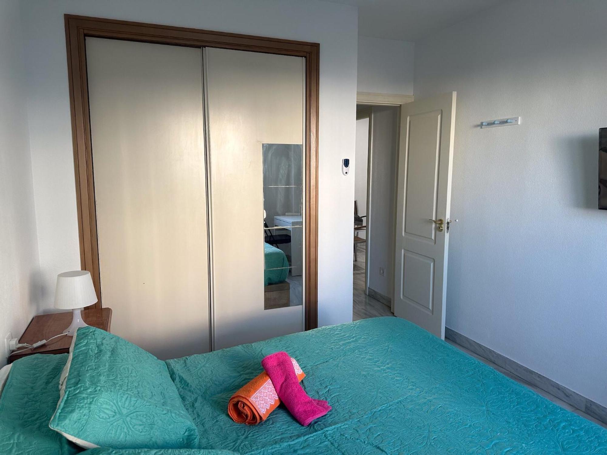 Torremolinos Habitaciones Privada En Apartamentos Compartidos Phòng bức ảnh